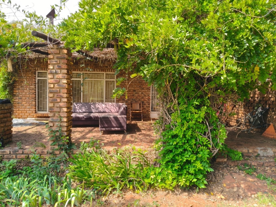 4 Bedroom Property for Sale in Potchefstroom Rural North West